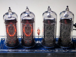 Nixie clock: alarm hour