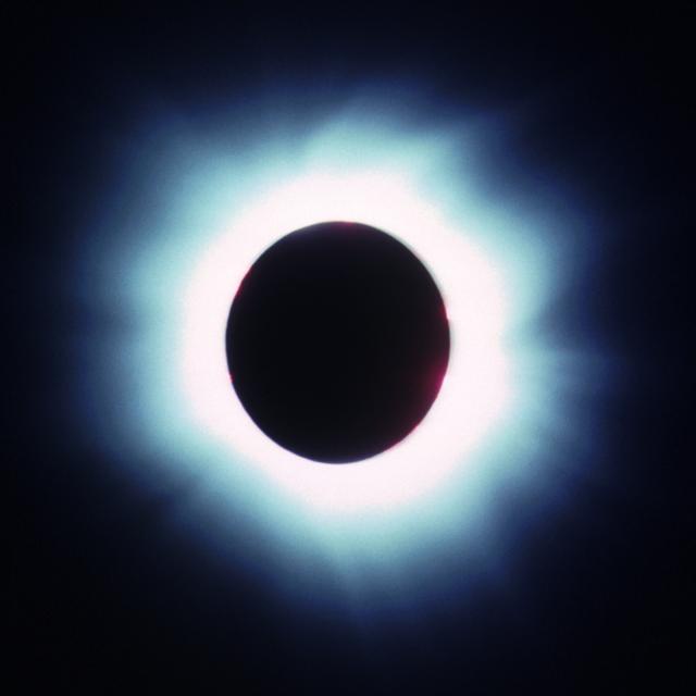 Medium size eclipse image